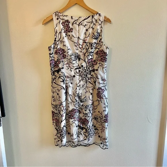 Like New Aidan Mattox Black and White Floral Mini Dress size 8 - Picture 3 of 8